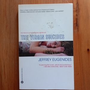 The Virgin Suicides by Jeffrey Eugenides / 2000 / Excellent Used Paperback Book